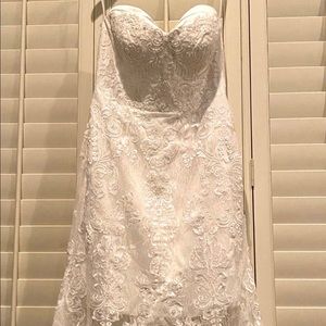Custom wedding dress.  Fits DD bra